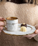 ACAR ELINOR Set de 6 tasses à café en porcelaine - 90 ml ACAR ELINOR 6 Kişilik Kahve Fincanı Takımı ACAR ELINOR Set bestehend aus 6 Kaffeetassen aus Porzellan - 90 ml.