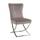 Chaise design moderne dossier capitonné en velours gris clair avec piètement en acier inoxydable collection Scarlette avec un confort parfait - Mutfak yemek odası salon sandalyesi açık gri kumaş kadife gümüş metal ayak